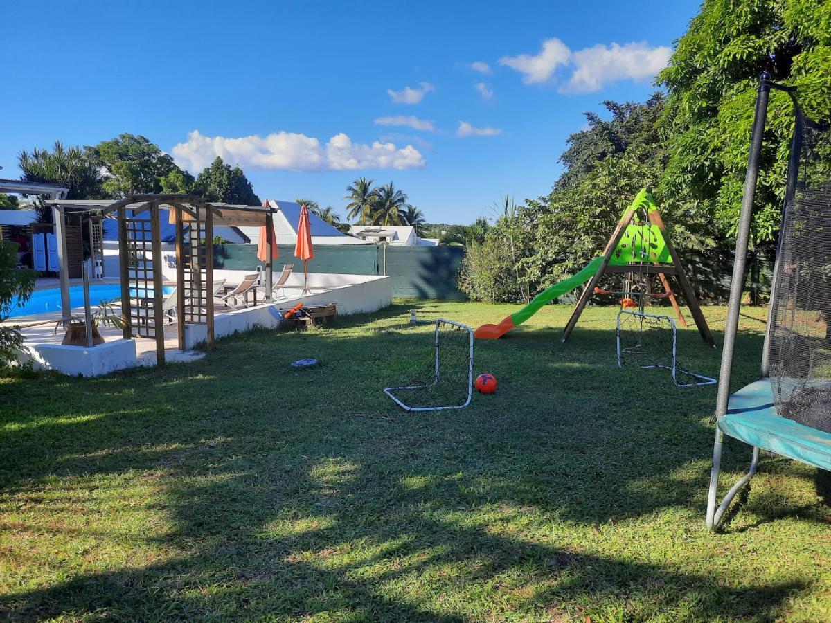 Tropical Dream - Gite Touristique - 4Adultes Et 3Enfants Baie-Mahault Esterno foto
