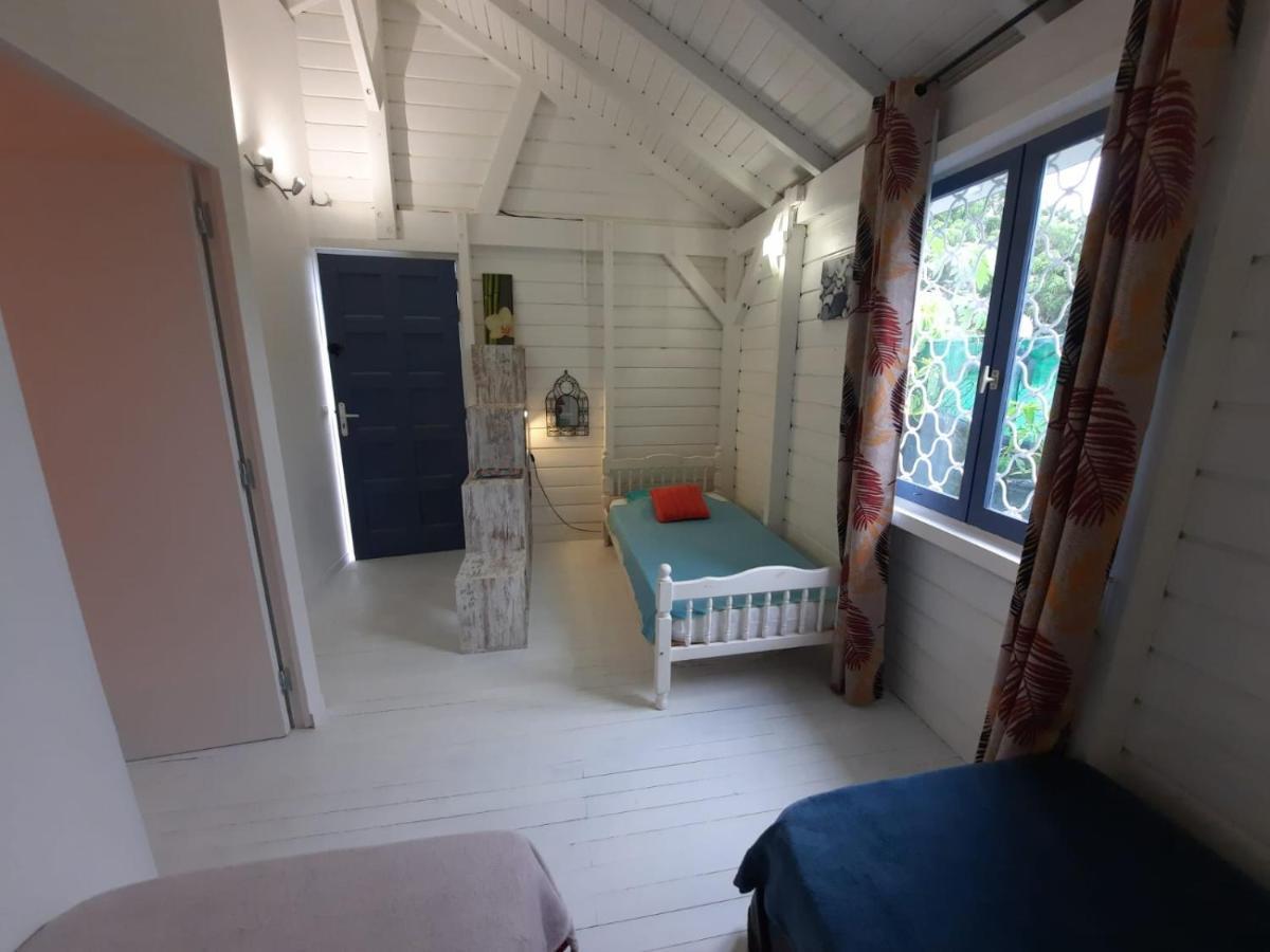 Tropical Dream - Gite Touristique - 4Adultes Et 3Enfants Baie-Mahault Esterno foto