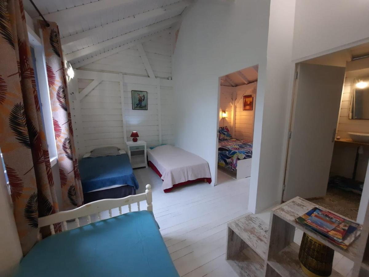 Tropical Dream - Gite Touristique - 4Adultes Et 3Enfants Baie-Mahault Esterno foto